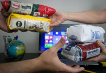 Venezuelans Revert to Pre-Money Era with Barter